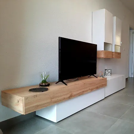 Sunset Apartment *