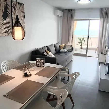 Sunset Apartment *